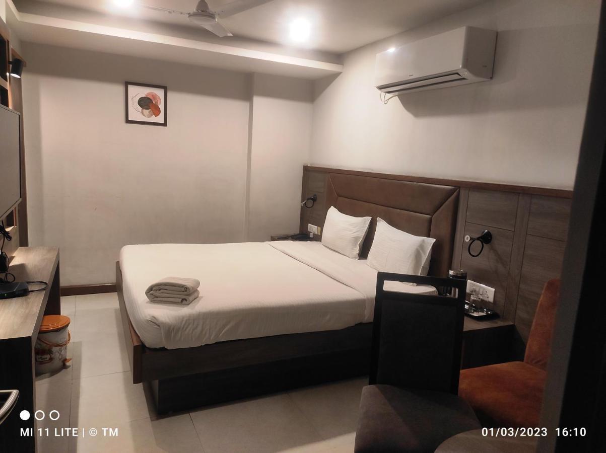 Hotel K79 Jamshedpur Dış mekan fotoğraf